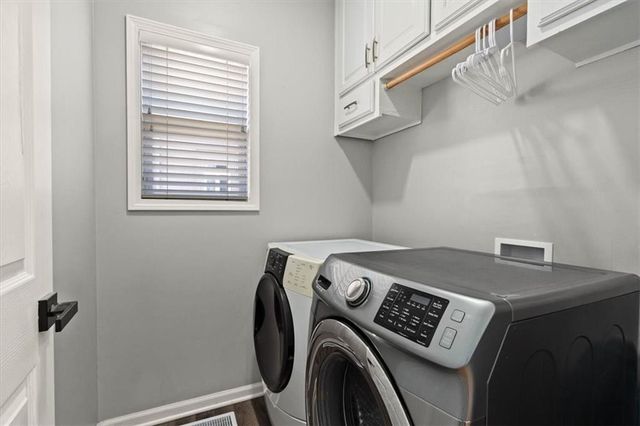 18160 W 159th Terrace, Olathe, KS 66062