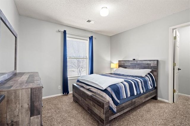 18160 W 159th Terrace, Olathe, KS 66062