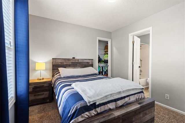 18160 W 159th Terrace, Olathe, KS 66062