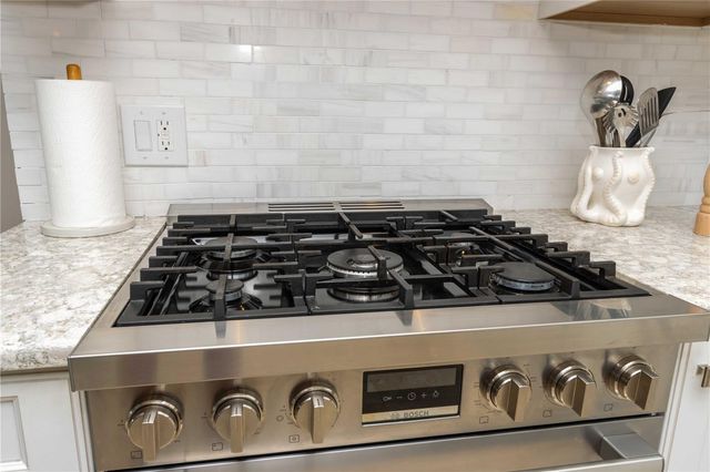 430 PALM ISLAND SE, Clearwater Beach, FL 33767