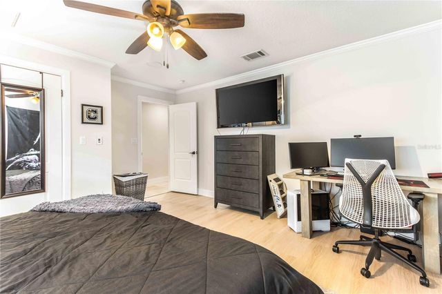 430 PALM ISLAND SE, Clearwater Beach, FL 33767