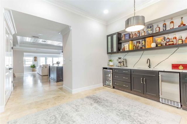 430 PALM ISLAND SE, Clearwater Beach, FL 33767