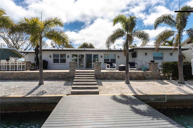 430 PALM ISLAND SE, Clearwater Beach, FL 33767