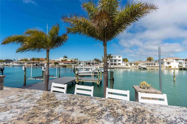 430 PALM ISLAND SE, Clearwater Beach, FL 33767