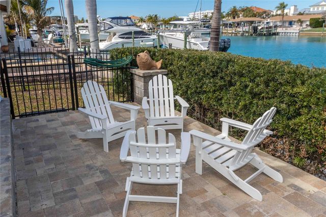 430 PALM ISLAND SE, Clearwater Beach, FL 33767