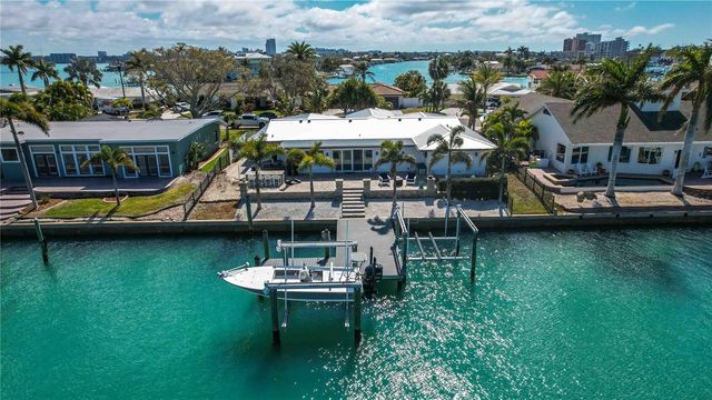 430 PALM ISLAND SE, Clearwater Beach, FL 33767