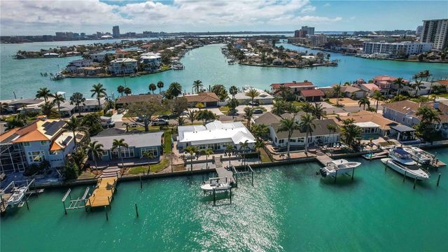 430 PALM ISLAND SE, Clearwater Beach, FL 33767