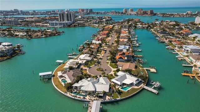 430 PALM ISLAND SE, Clearwater Beach, FL 33767