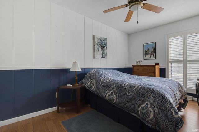 1935 New London Court, South Bend, IN 46637