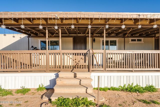 6737 S Fallon Place, Tucson, AZ 85757