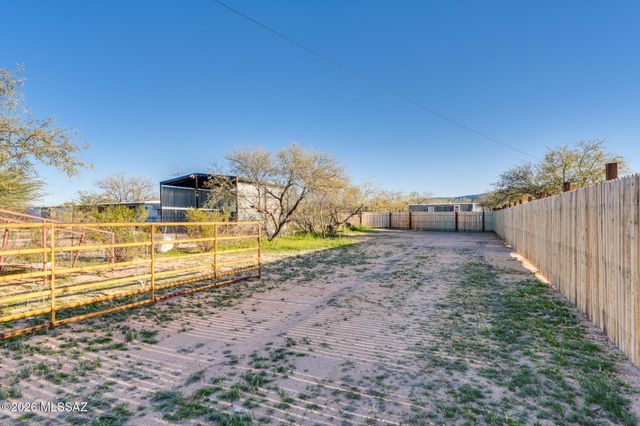 6737 S Fallon Place, Tucson, AZ 85757