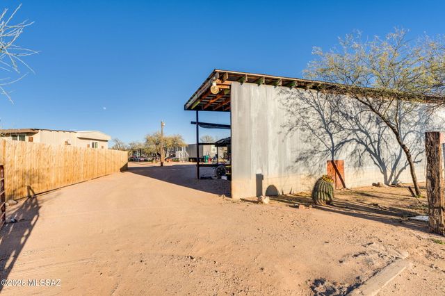 6737 S Fallon Place, Tucson, AZ 85757