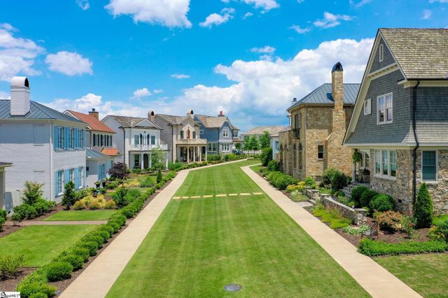 22 Bowman Road, Greenville, SC 29615