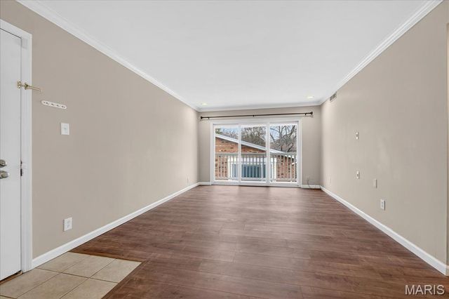 522 Nirk Avenue I, Kirkwood, MO 63122