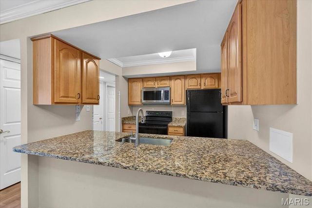 522 Nirk Avenue I, Kirkwood, MO 63122