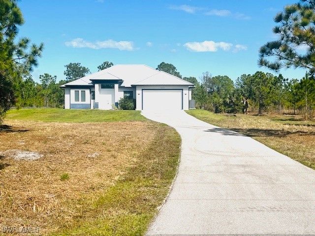 3673 62nd AVE NE, Naples, FL 34120