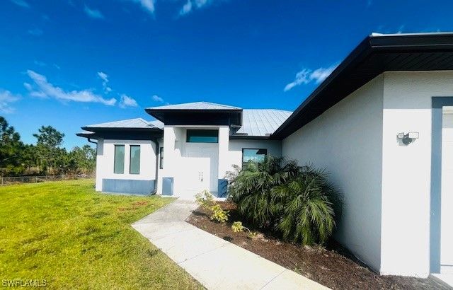 3673 62nd AVE NE, Naples, FL 34120