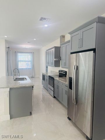 3673 62nd AVE NE, Naples, FL 34120