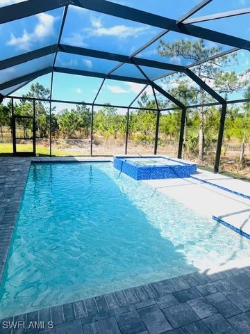 3673 62nd AVE NE, Naples, FL 34120