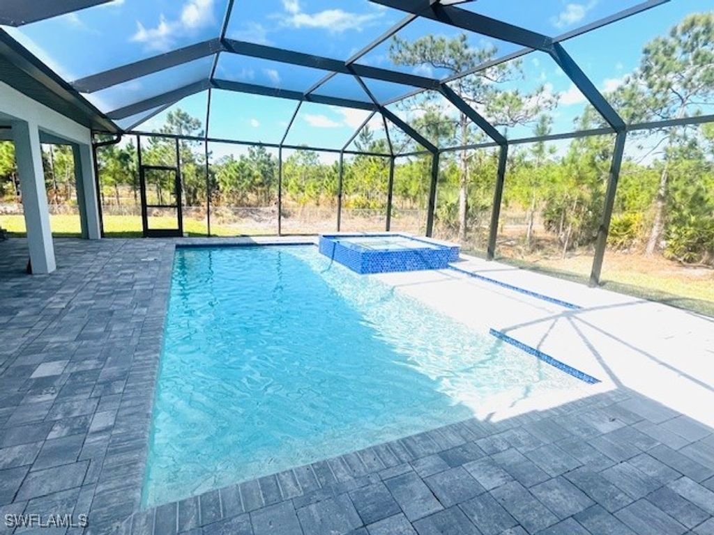 3673 62nd AVE NE, Naples, FL 34120