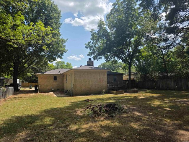 2106 Independence Avenue, Conway, AR 72034