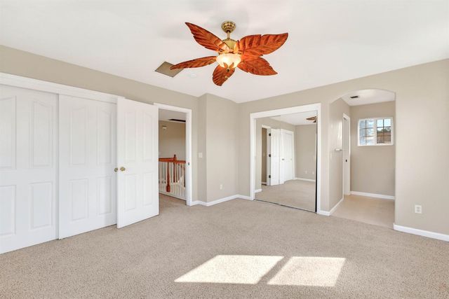 1232 Hollenbeck Ct, Oakdale, CA 95361