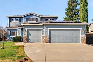 1232 Hollenbeck Ct, Oakdale, CA 95361