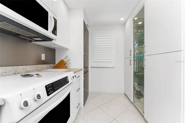 1591 BEACH ROAD 307, Englewood, FL 34223