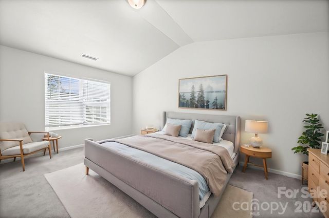 6013 Vista Woods Lane, Charlotte, NC 28215
