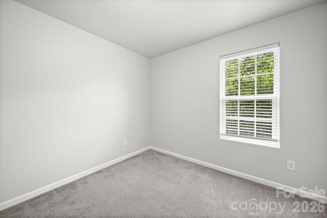 6013 Vista Woods Lane, Charlotte, NC 28215