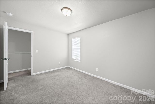 6013 Vista Woods Lane, Charlotte, NC 28215