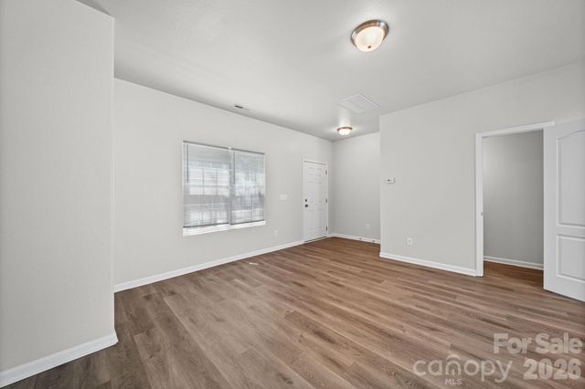 6013 Vista Woods Lane, Charlotte, NC 28215