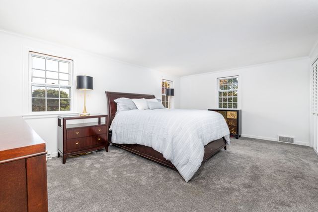 41 Soby Drive, West Hartford, CT 06107