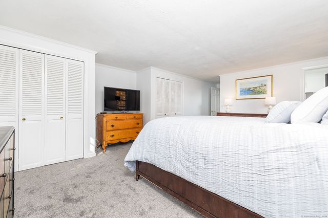 41 Soby Drive, West Hartford, CT 06107