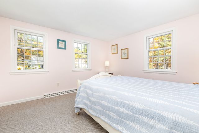 41 Soby Drive, West Hartford, CT 06107