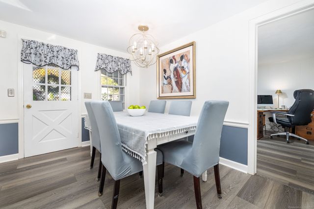 41 Soby Drive, West Hartford, CT 06107