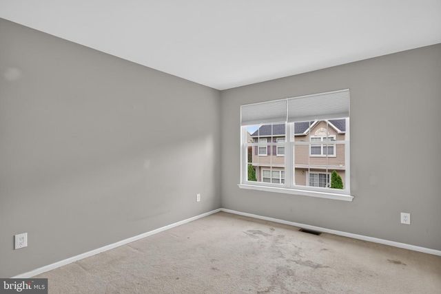 6207 COVENTRY WAY, Mount Laurel, NJ 08054