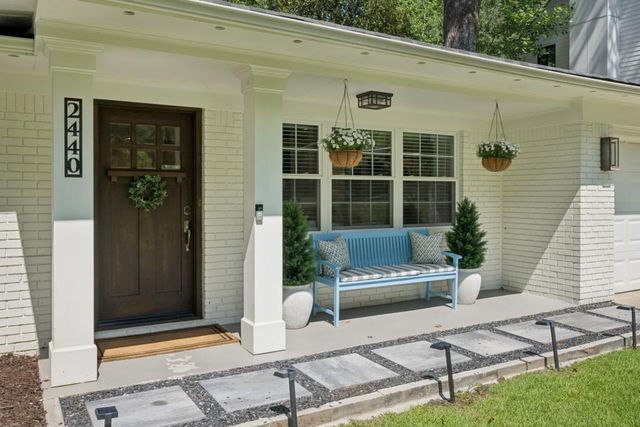 2440 Cove Circle NE, Atlanta, GA 30319