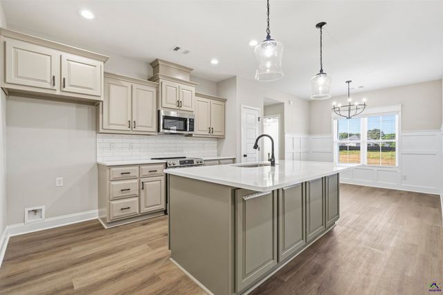 203 Sugar Creek Trail, Perry, GA 31069