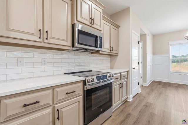 203 Sugar Creek Trail, Perry, GA 31069