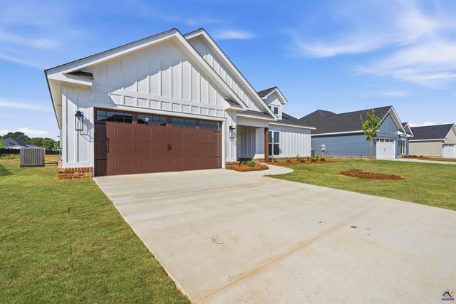 203 Sugar Creek Trail, Perry, GA 31069