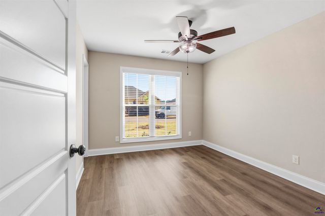 203 Sugar Creek Trail, Perry, GA 31069