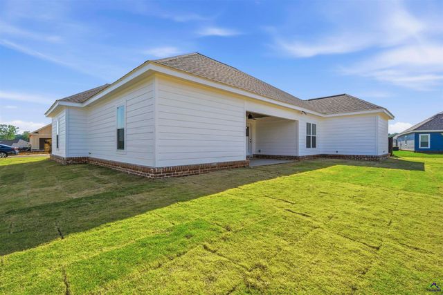 203 Sugar Creek Trail, Perry, GA 31069