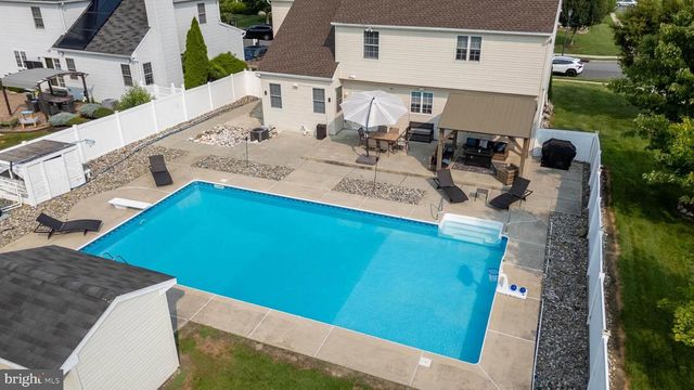 15 JASMINE WAY, Sewell, NJ 08080
