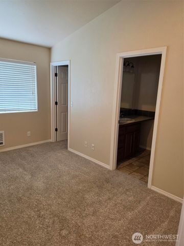 336 N Lafayette Avenue, Bremerton, WA 98312