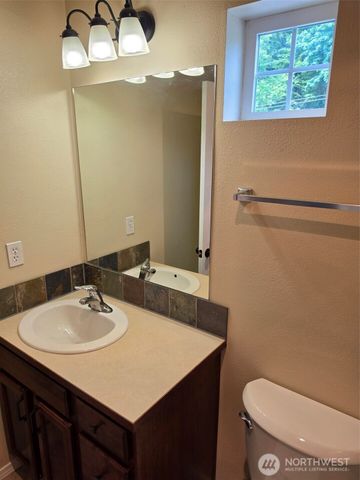 336 N Lafayette Avenue, Bremerton, WA 98312