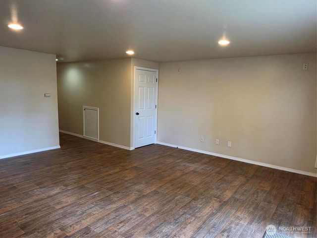 336 N Lafayette Avenue, Bremerton, WA 98312
