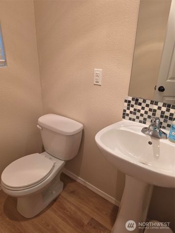 336 N Lafayette Avenue, Bremerton, WA 98312