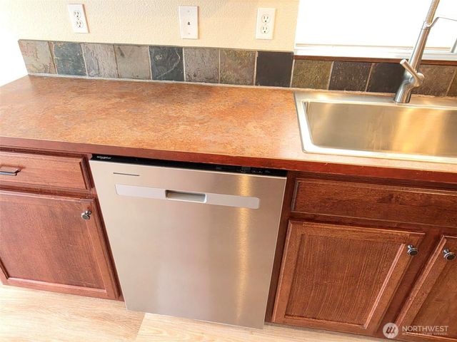 336 N Lafayette Avenue, Bremerton, WA 98312