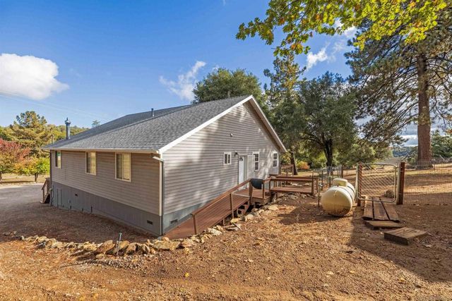 4074 La Tenaja Trail, Julian, CA 92036